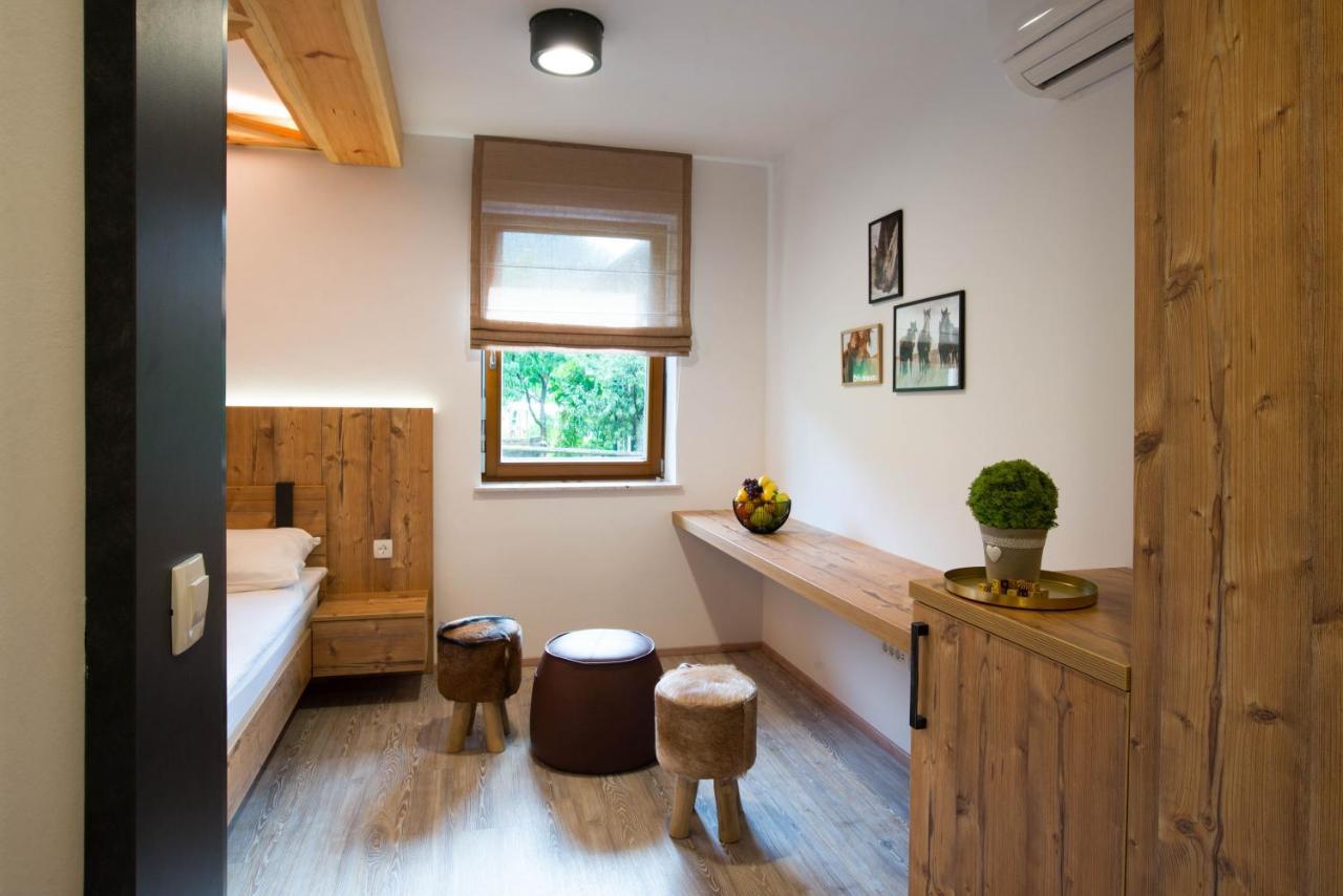Pr Anzl Hotel Блед Екстериор снимка