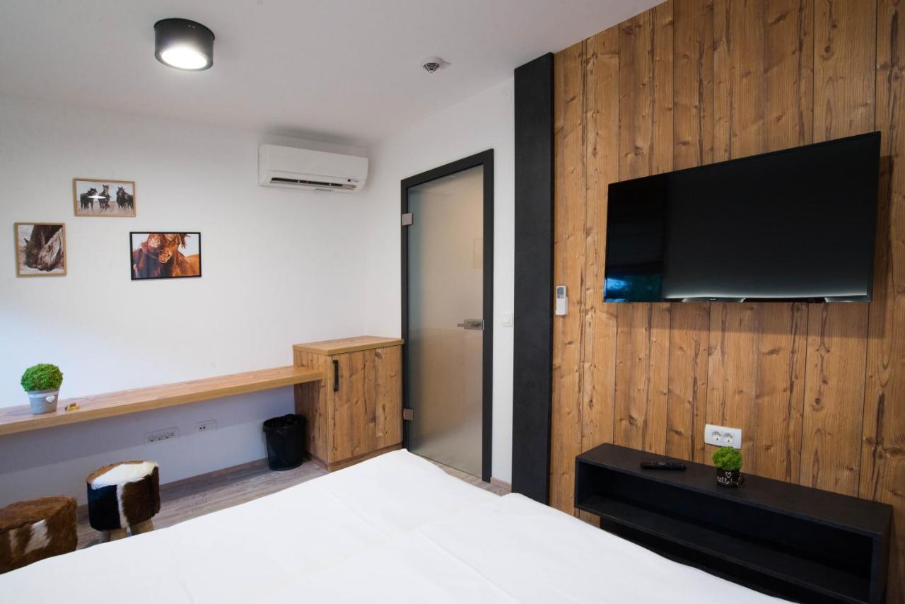 Pr Anzl Hotel Блед Екстериор снимка