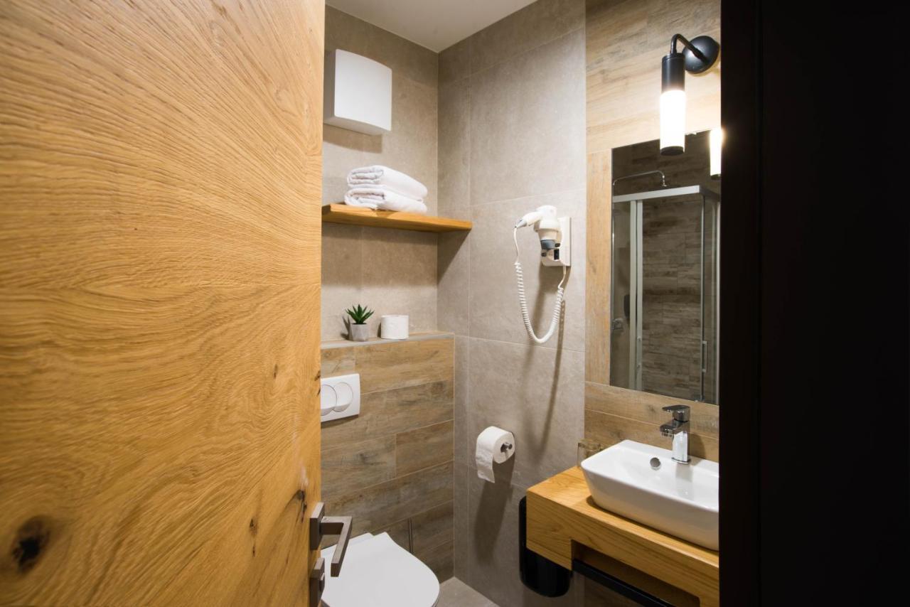 Pr Anzl Hotel Блед Екстериор снимка